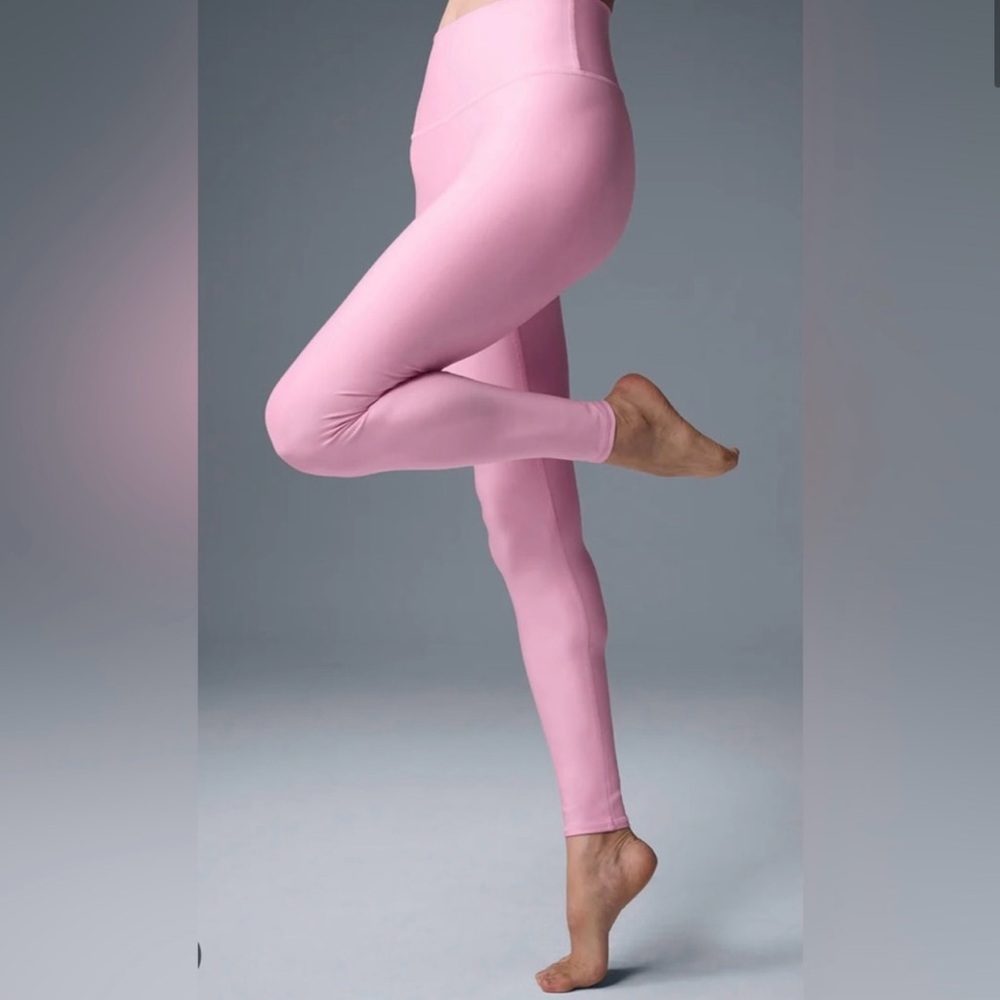 Sweet Pink Alo Yoga leggings